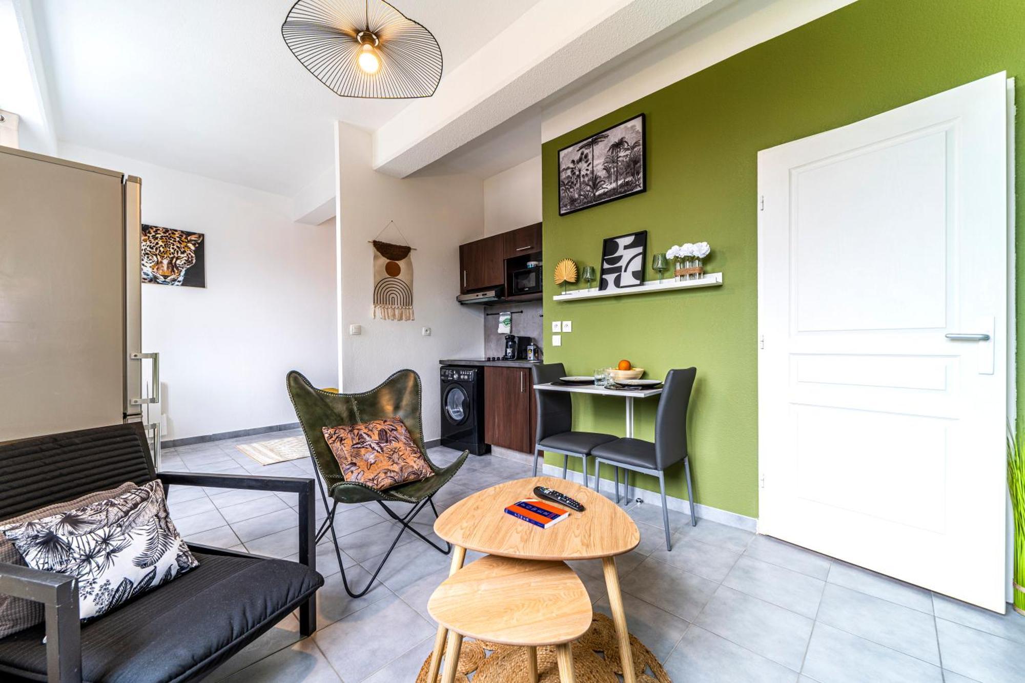 Stay Cosy Lille I Tourcoing - Appartement - Hypercentre - Parking Securise - Wifi - Netflix - Cuisine Bagian luar foto